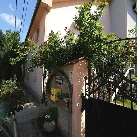 Apartment Gardos Riverview